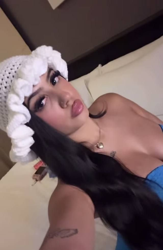 Your beautiful and adorning girl available for any kind of fun😍😍 - Image 2